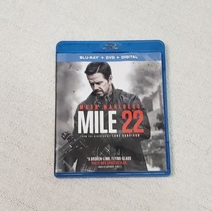 Mile 22 (Blu-Ray DVD 2-Disc Set, 2018) Mark Wahlberg, John Malkovich